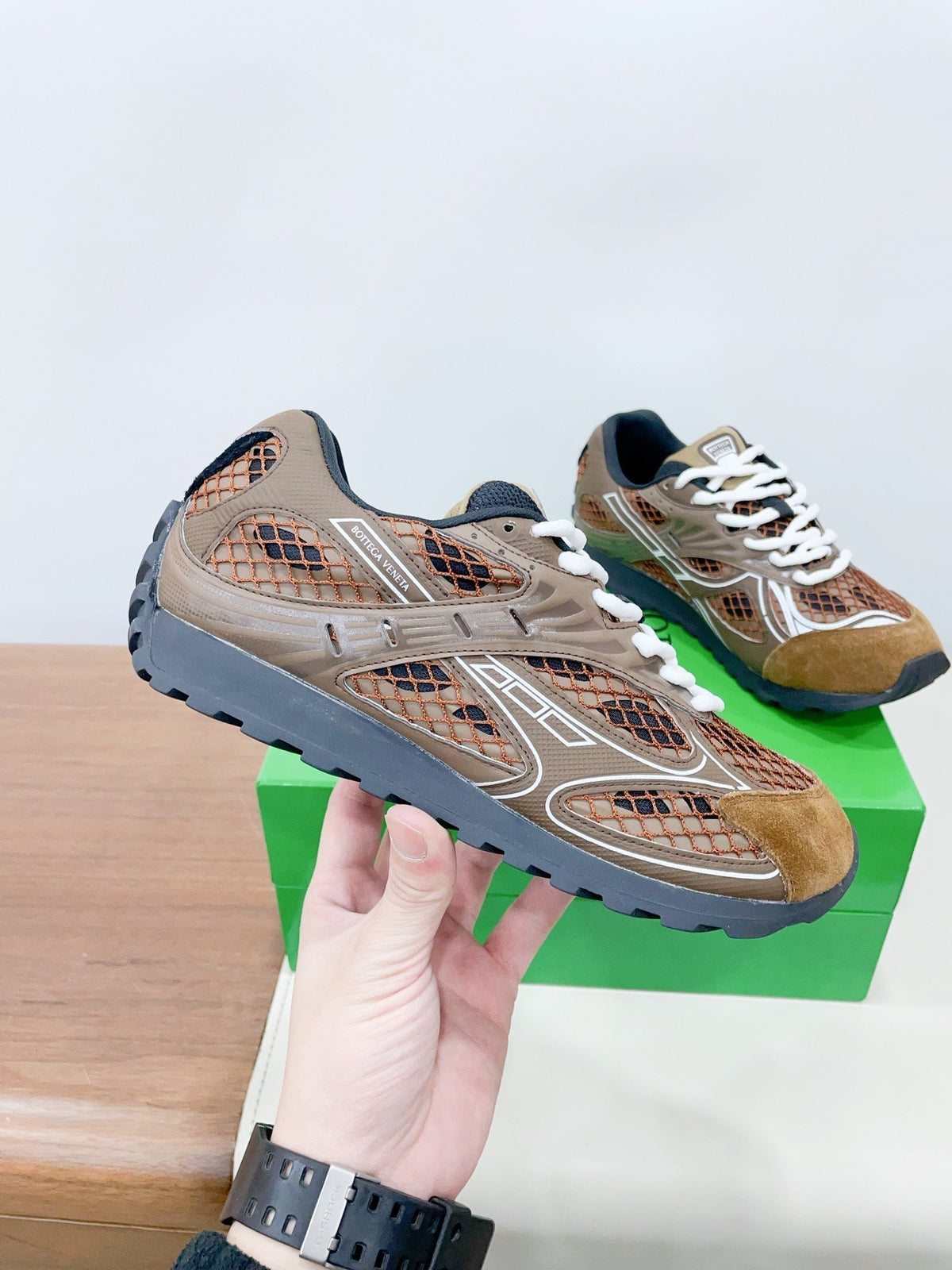 ORBIT SNEAKER IN CHOCOLATE BROWN SUEDE AND METALLIC MESH