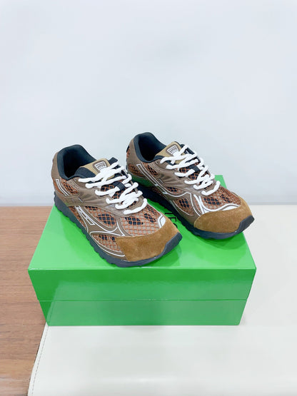 ORBIT SNEAKER IN CHOCOLATE BROWN SUEDE AND METALLIC MESH