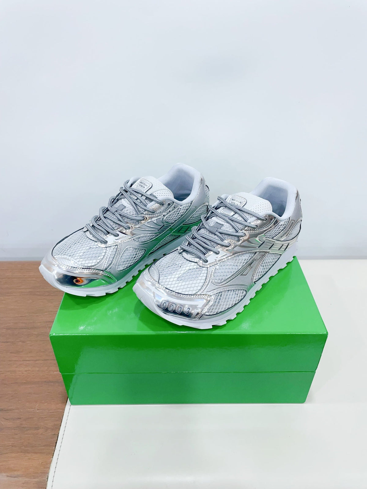 ORBIT SNEAKER IN SILVER TECHNICAL FABRIC AND METALLIC MESH