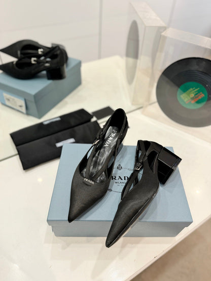 PRA STRAP CUT-OUT PUMPS BLACK SATIN