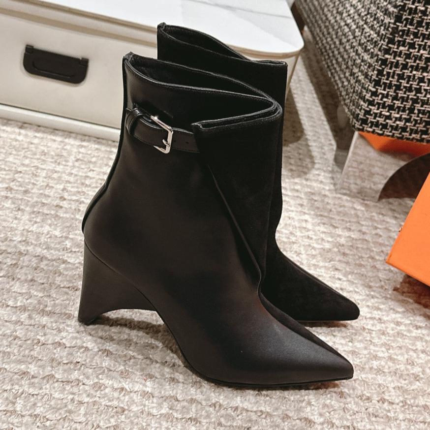 HILONA 6 CM ANKLE BOOTS IN BLACK CALFSKIN AND SUEDE