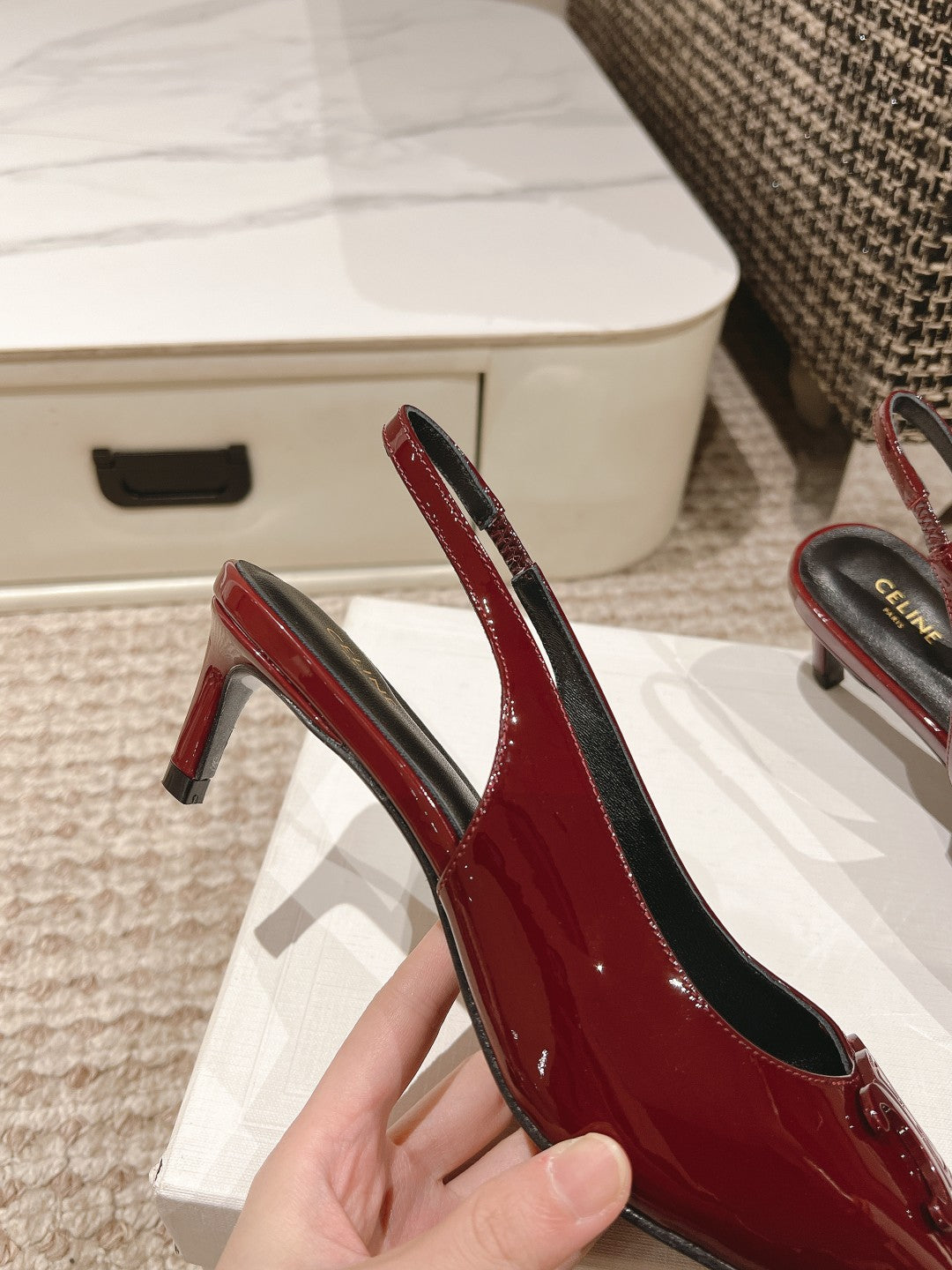 HIGH SLINGBACKS 5 CM IN RUBY RED PATENT CALFSKIN
