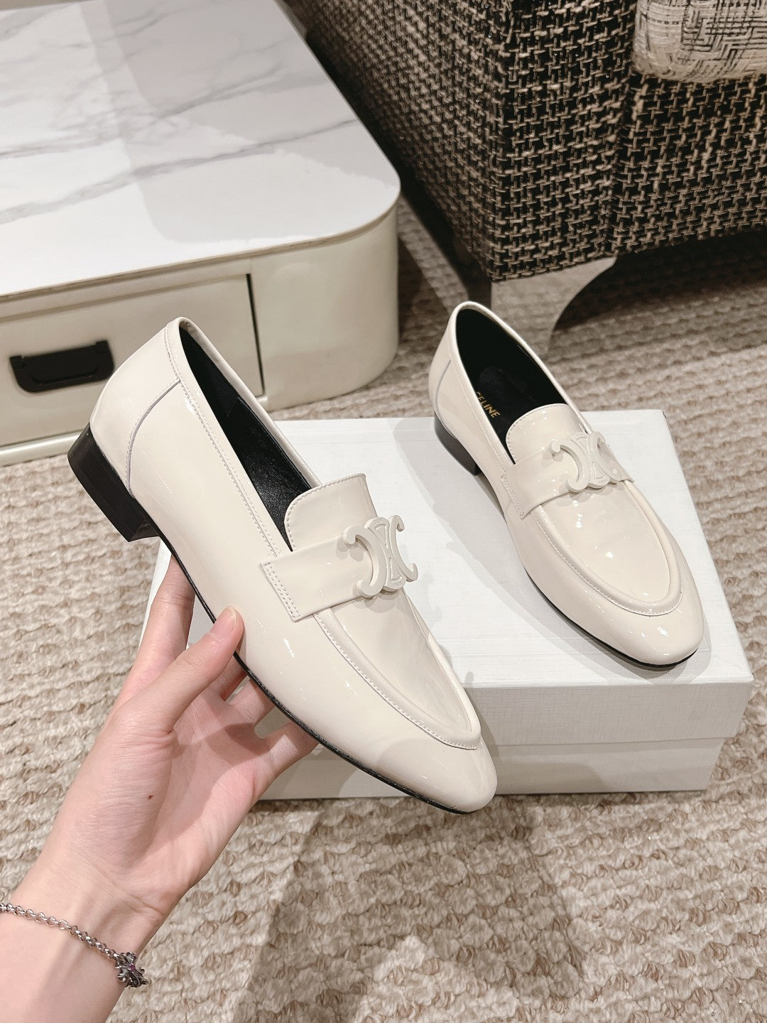 TRIOMPHE LOAFER IN WHITE PATENT CALFSKIN