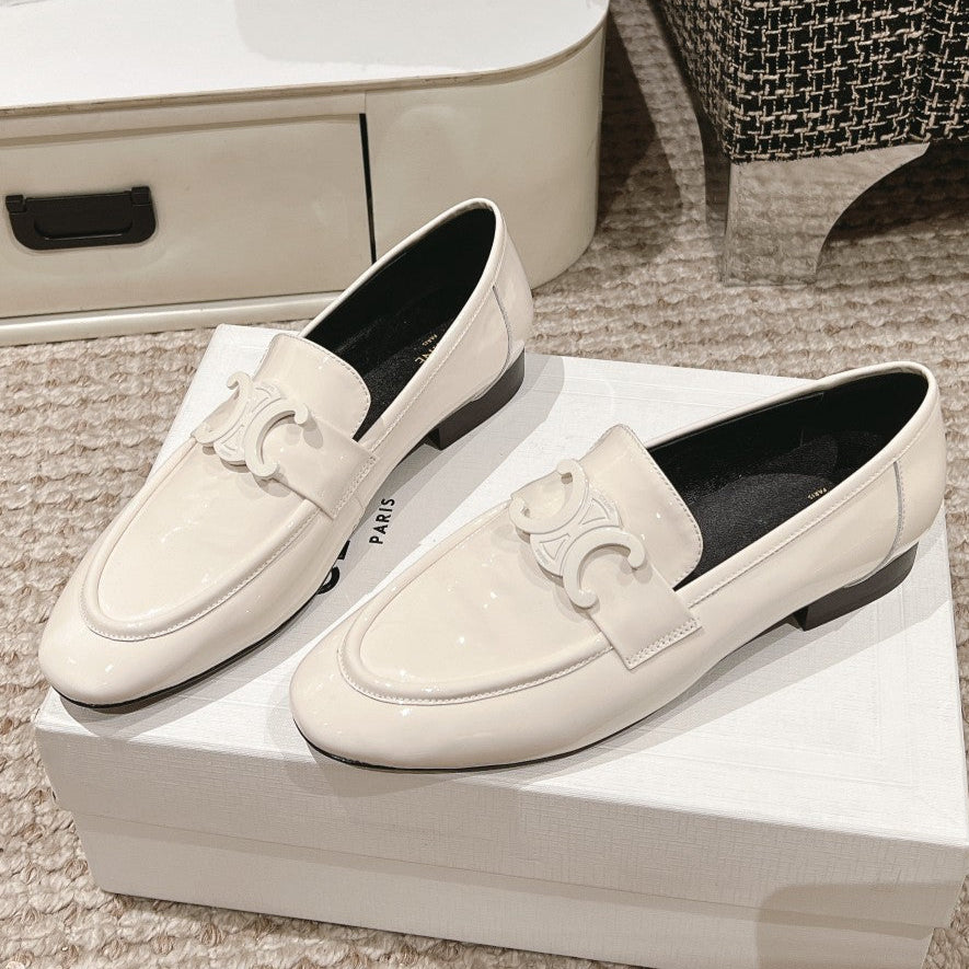 TRIOMPHE LOAFER IN WHITE PATENT CALFSKIN