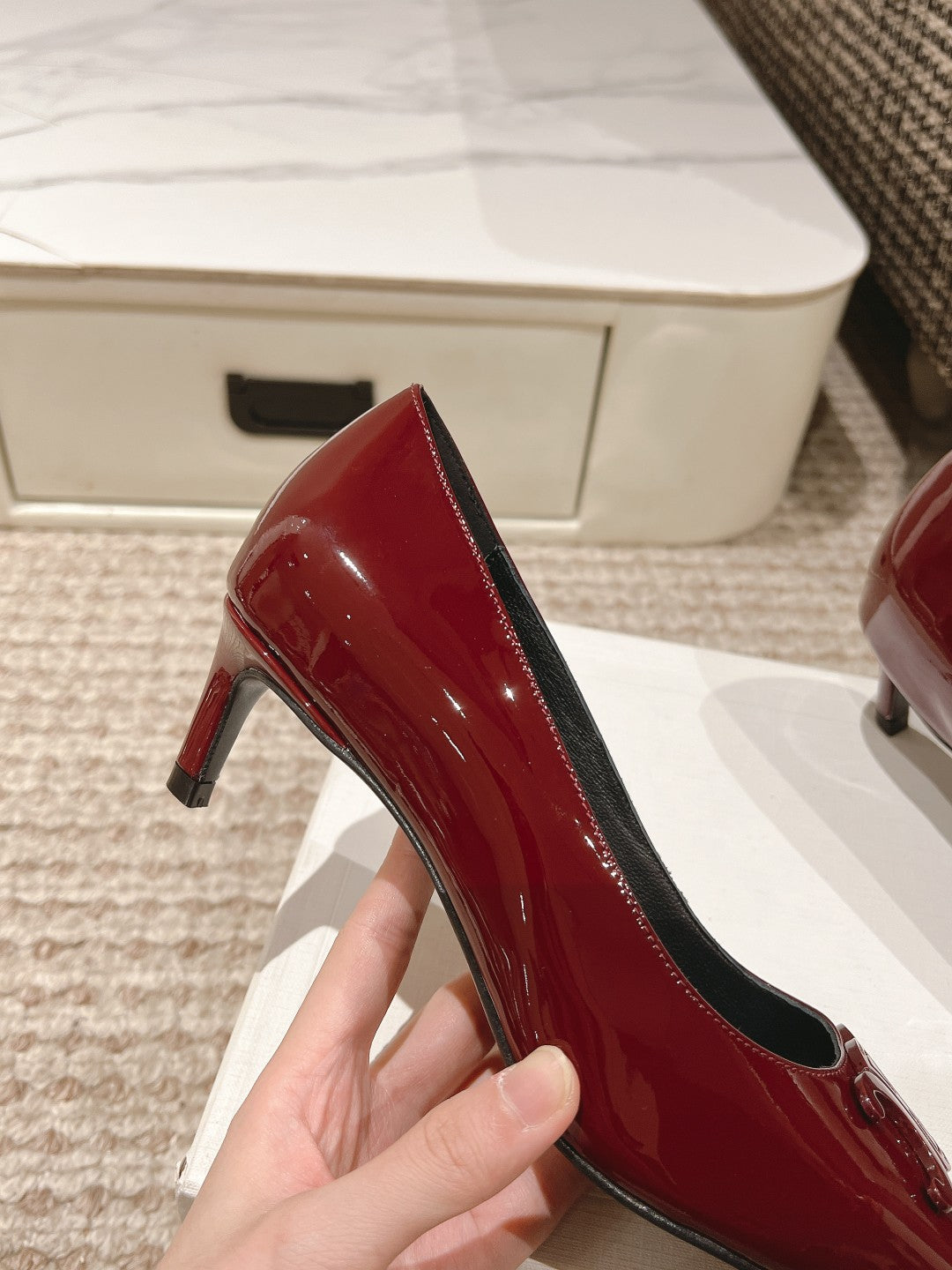 HIGH PUMP 5 CM IN RUBY RED PATENT CALFSKIN