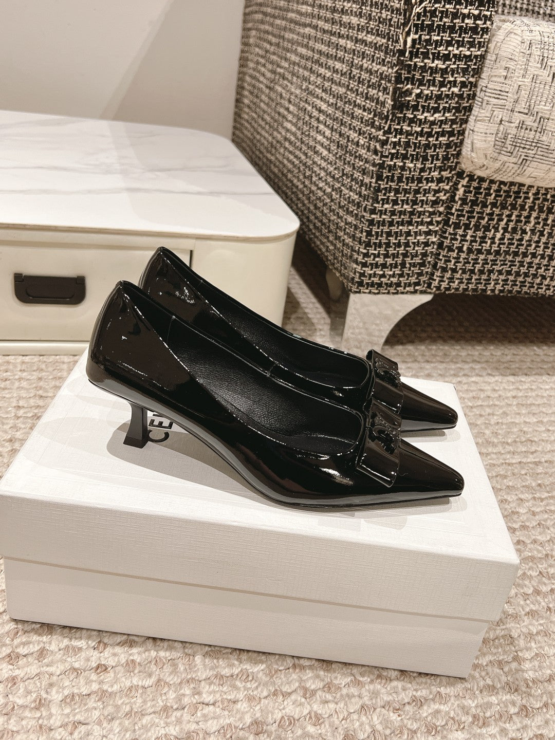 TRIOMPHE HIGH PUMP 5 CM IN BLACK PATENT CALFSKIN
