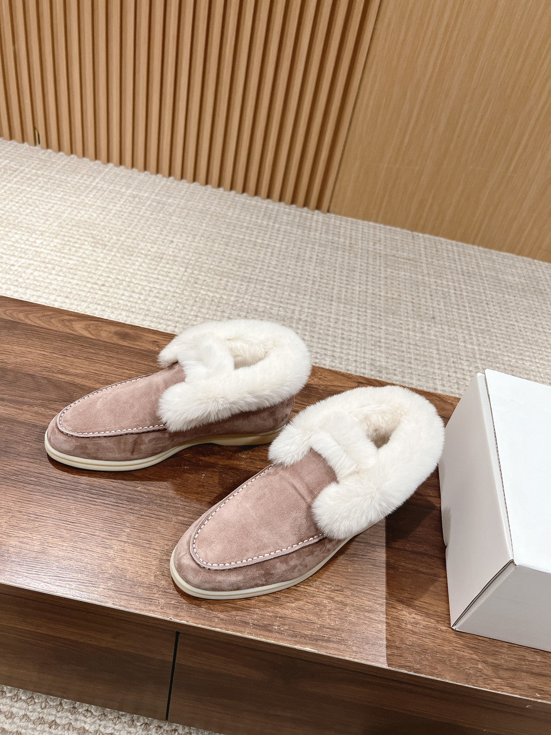 LP CLASSIC SUMMER CHARMS WALK LOAFERS CAMEL CALFSKIN