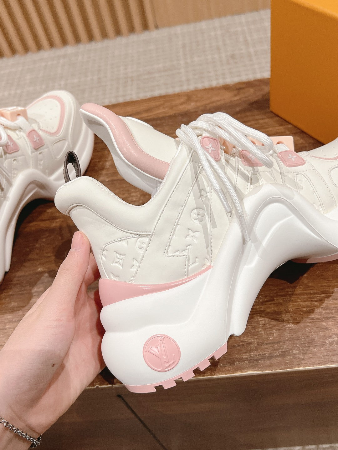 LV ARCHLIGHT SNEAKER IN WHITE MIX LIGHT PINK EMBOSSED CALFSKIN