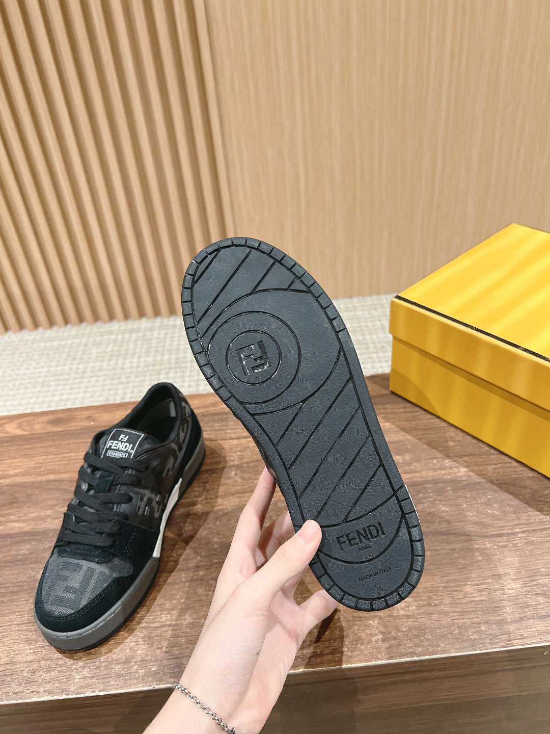FENDI MATCH TRAINER IN BLACK CALFSKIN AND HIGH-DENSIITY FABRIC