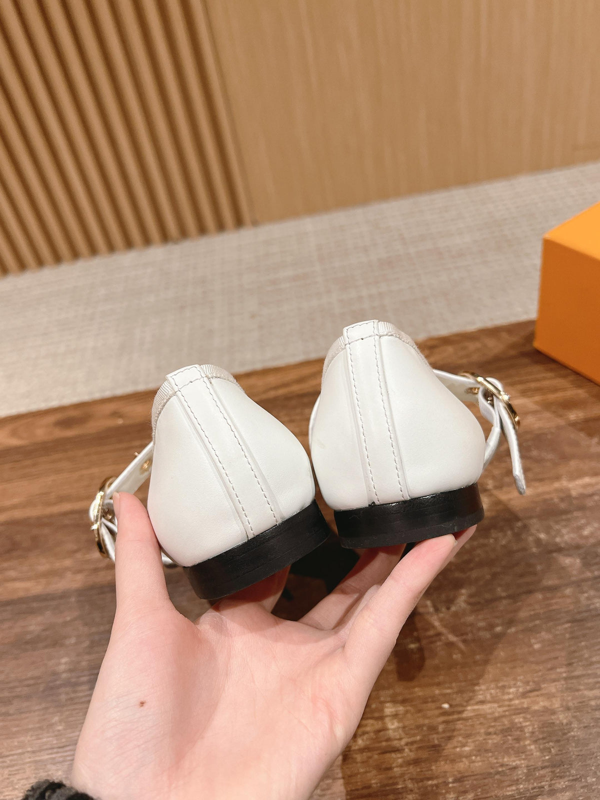 MARY JANE FLAT IN WHITE CALFSKIN