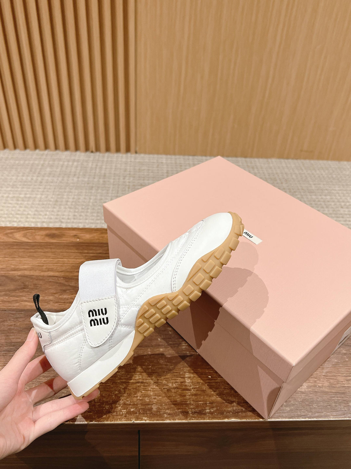 BALLET SHOES IN WHITE LAMBSKIN AND FABRIC ANTI-SLIP RUBBER SOLE