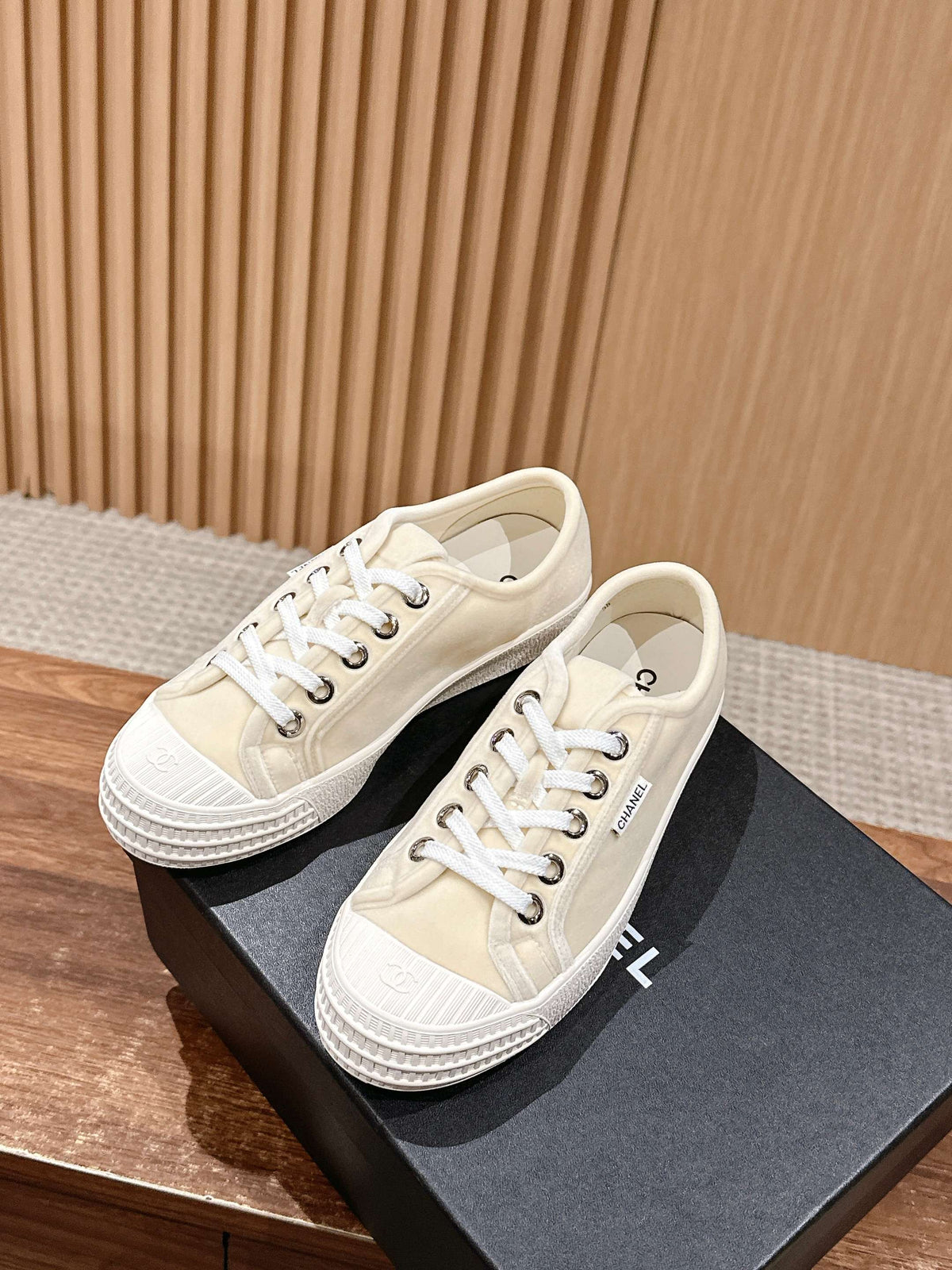 CONVERSE SNEAKER IN BEIGE CREAM CANVAS