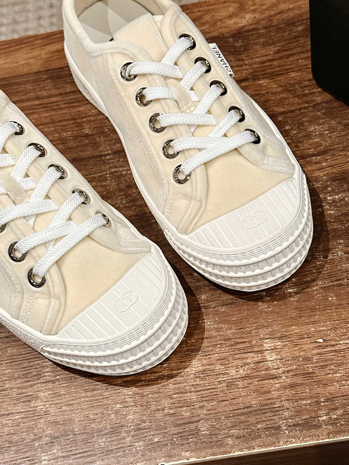CONVERSE SNEAKER IN BEIGE CREAM CANVAS