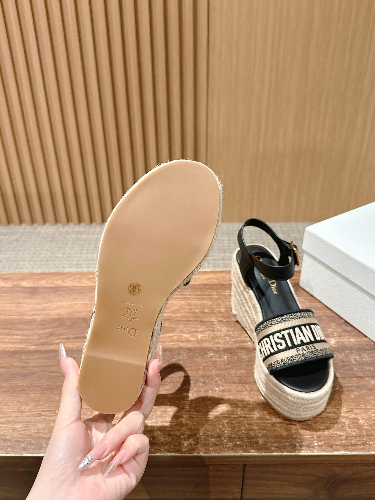 DWAY WEDGE SANDAL IN BLACK EMBROIDERED COTTON RAFFIA SOLE
