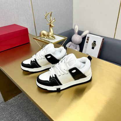 One Stud Sneaker Garavani Black Calfskin White Fabric