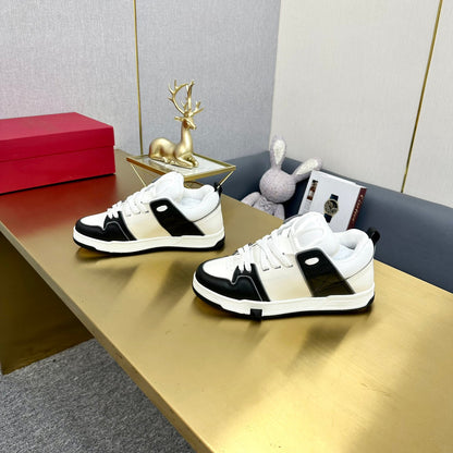 One Stud Sneaker Garavani Black Calfskin White Fabric