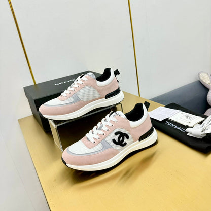 CLASSIC TRAINER IN LIGHT PINK MERCERIZED VELVET