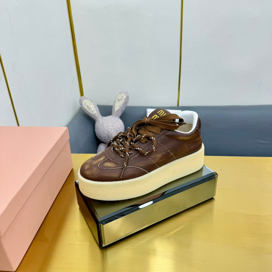 THICK-SOLED RETRO SNEAKERS IN BROWN SMOOTH LAMBSKIN