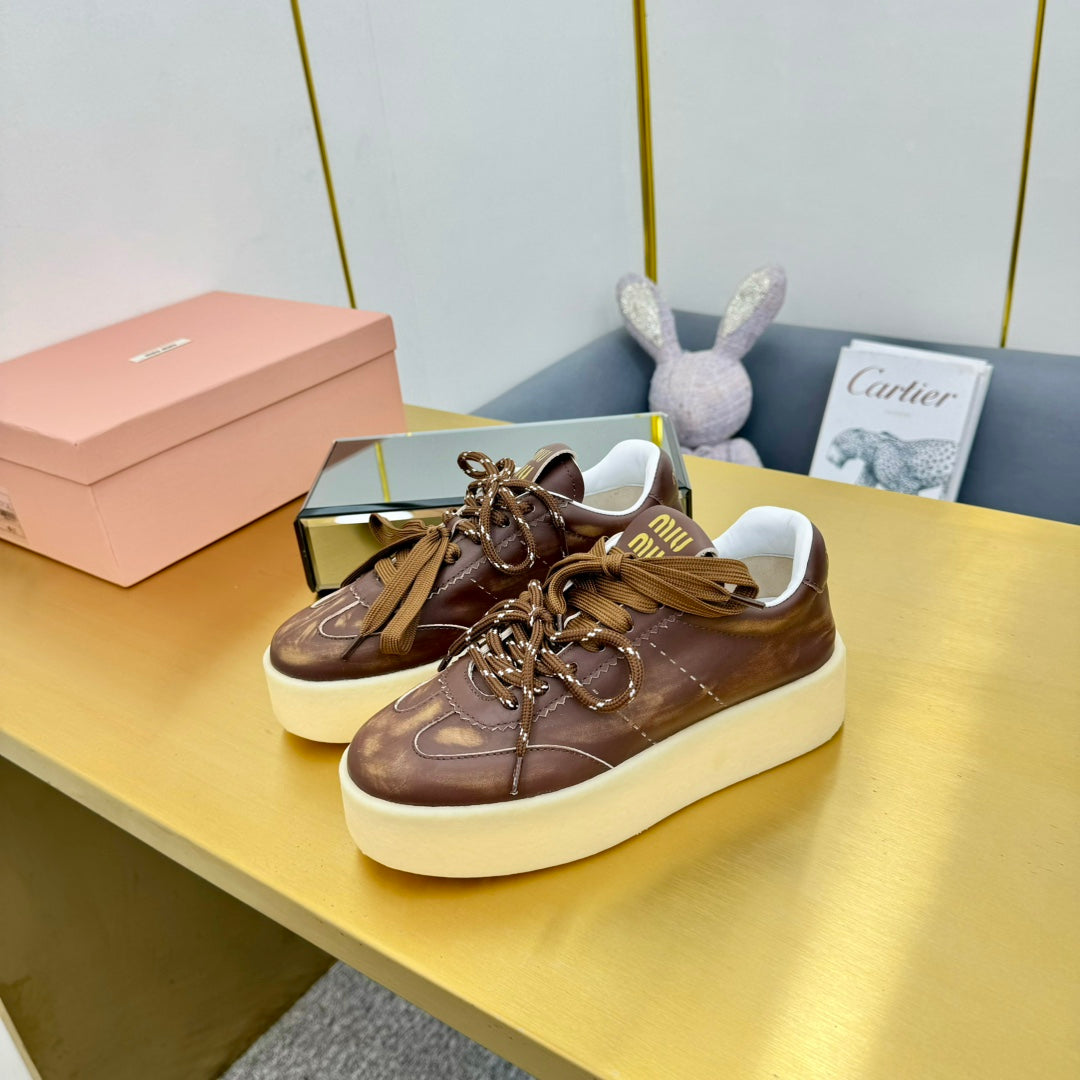 THICK-SOLED RETRO SNEAKERS IN BROWN SMOOTH LAMBSKIN