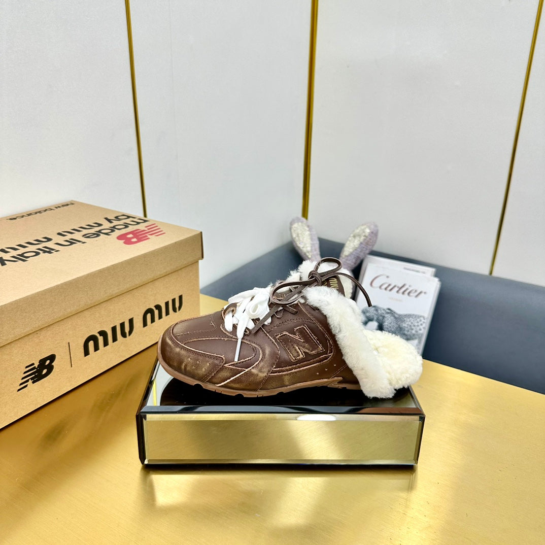 MIUxNB 530 SNEAKER MULES IN BROWN CALFSKIN SHEARLING