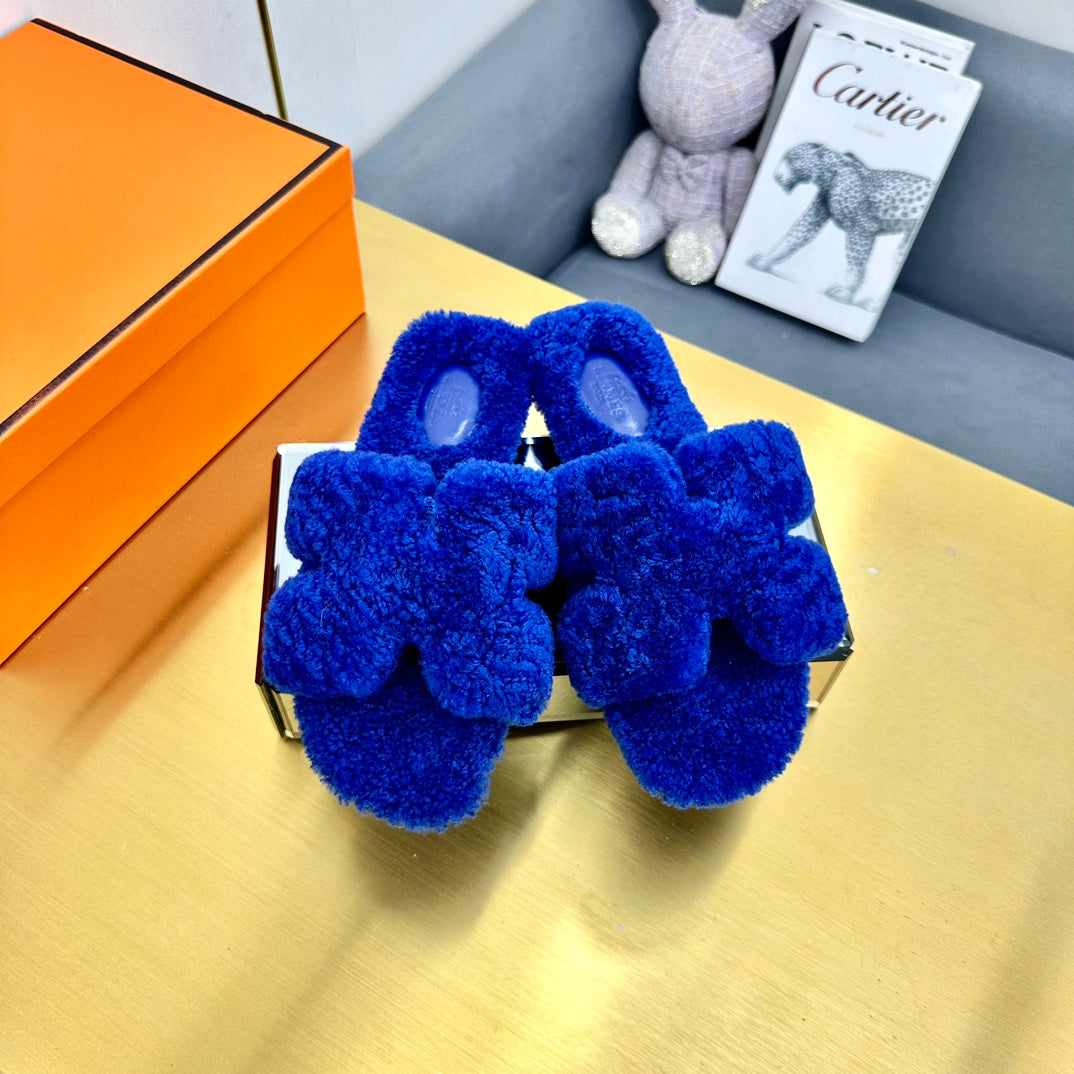 0RAN SHEARLING SANDALS INDIGO BLUE
