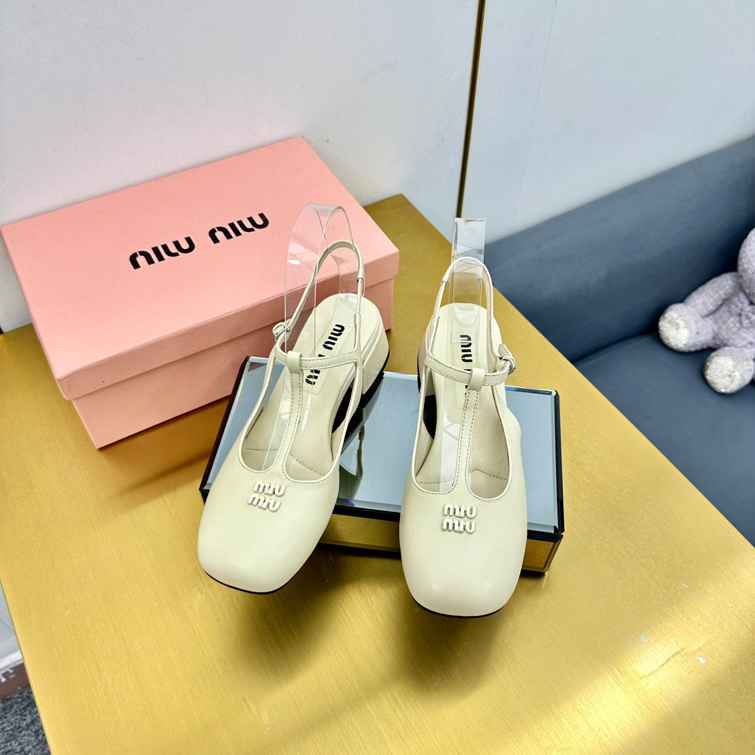 T-STRAPS SLINGBACK PUMPS IN CREAM SMOOTH LAMBSKIN