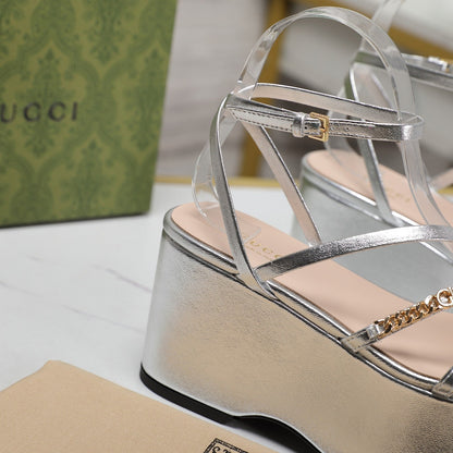 WEDGE PLATFORM IN SILVER SHEEPSKIN