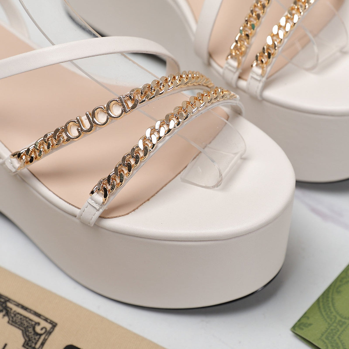 WEDGE PLATFORM IN WHITE SHEEPSKIN