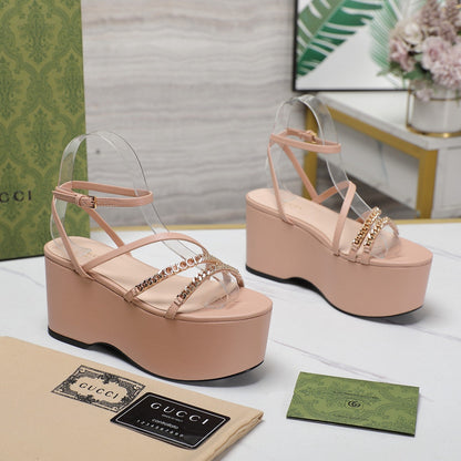 WEDGE PLATFORM IN LIGHT PINK SHEEPSKIN