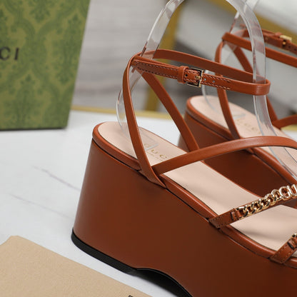 WEDGE PLATFORM IN CINNAMON BROWN SHEEPSKIN
