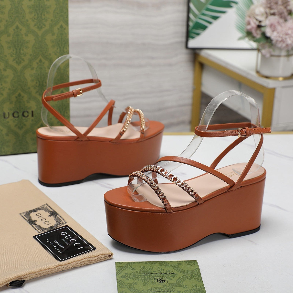 WEDGE PLATFORM IN CINNAMON BROWN SHEEPSKIN