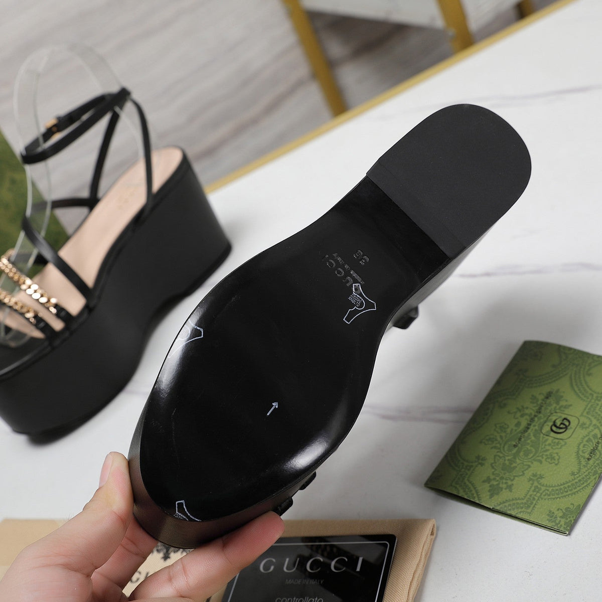 WEDGE PLATFORM IN BLACK SHEEPSKIN