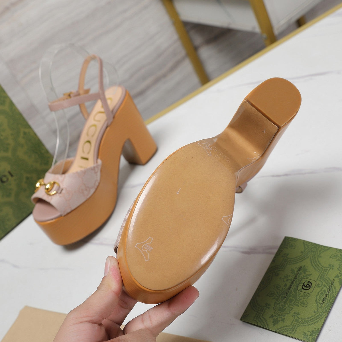 GG HORSEBIT WEDGE SANDAL IN LIGHT BEIGE MONOGRAM JACQUARD FABRIC AND SHEEPSKIN LINING