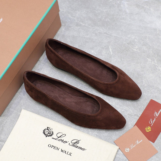 CLASSIC BALLET SHOES IN BROWN SUEDUE
