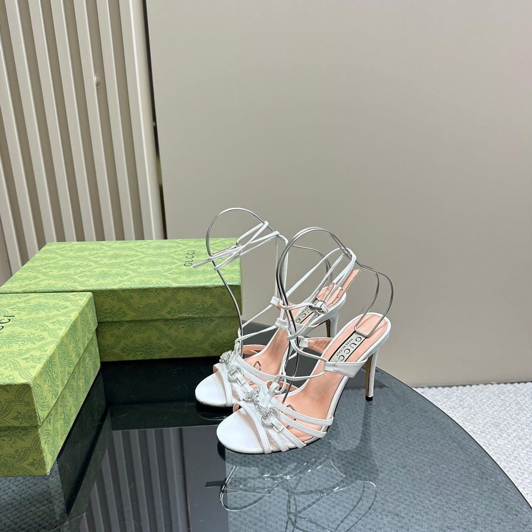 CRYSTAL HORSEBIT STRAPPY SANDAL 10.5CM IN WHITE PATENT LEATHER