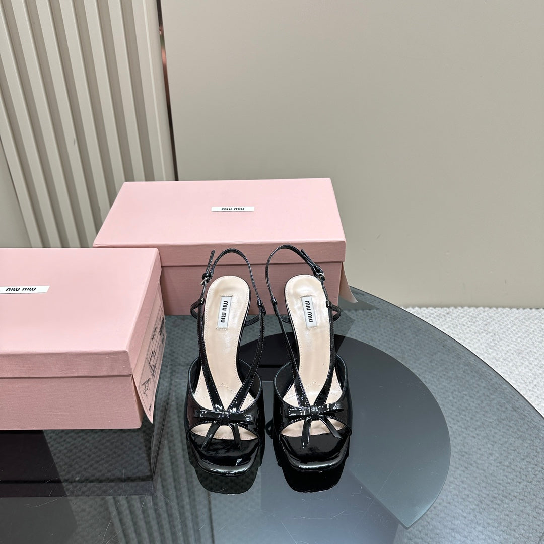 High Heels With Bows Black Sheepskin