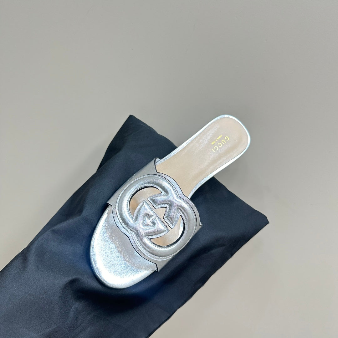 MID-HEEL 5 CM MULE IN SILVER CALFSKIN