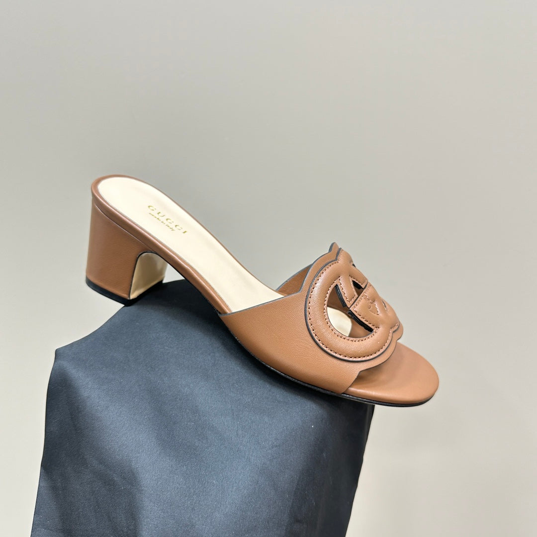 MID-HEEL 5 CM MULE IN BRONZE BROWN CALFSKIN