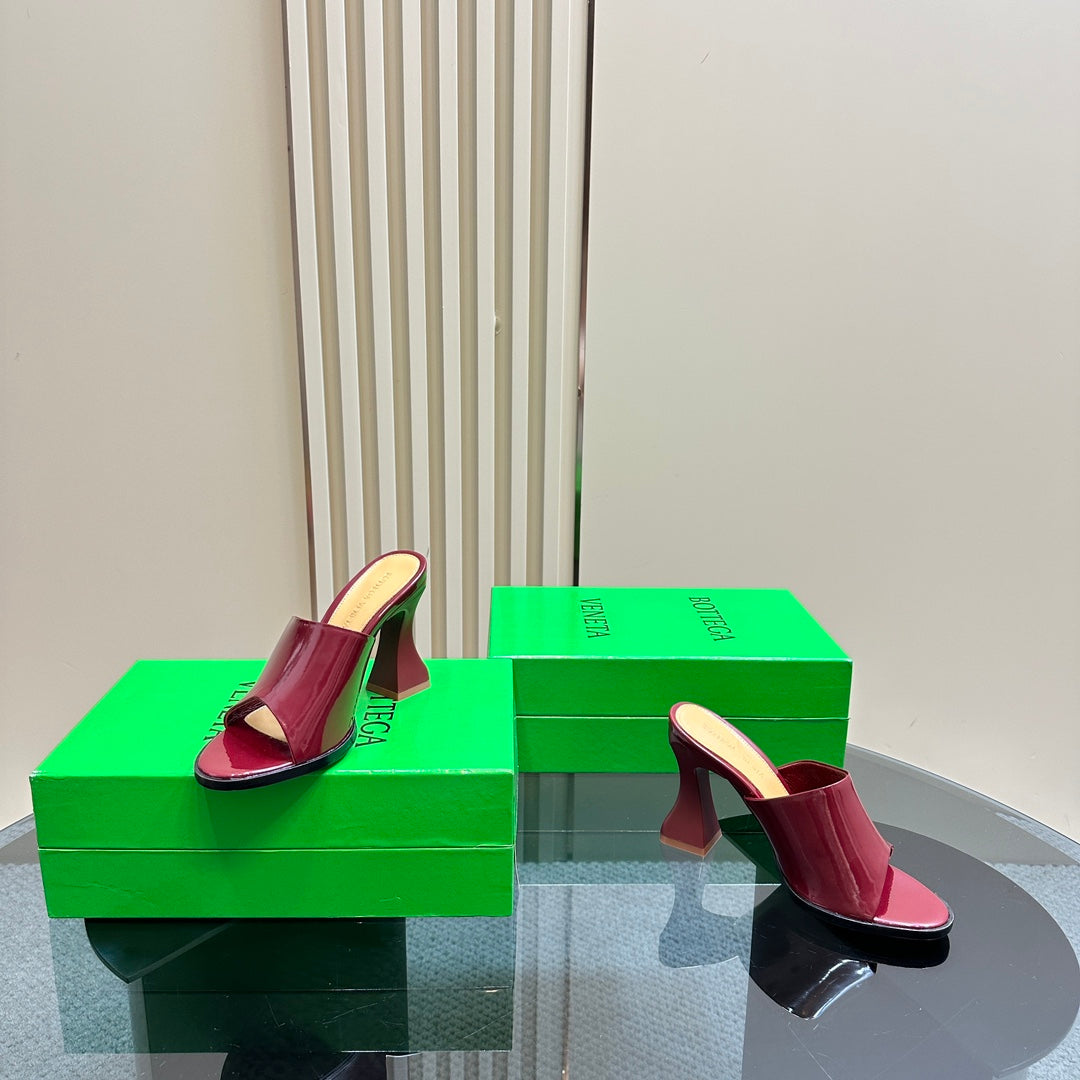 HIGH MULE 95 MM IN WINE RED CALFSKIN