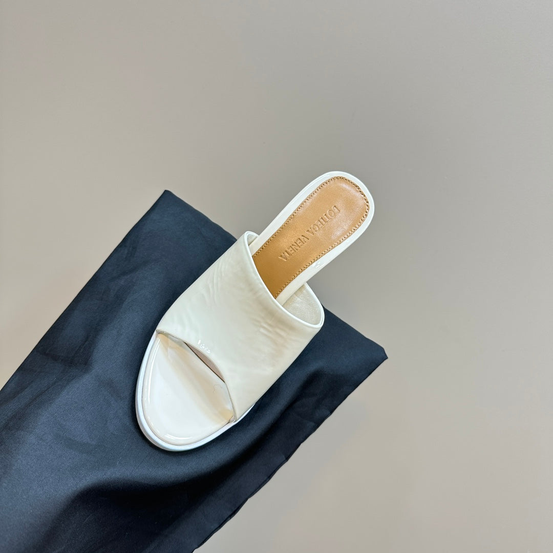 HIGH MULE 95 MM IN WHITE CALFSKIN