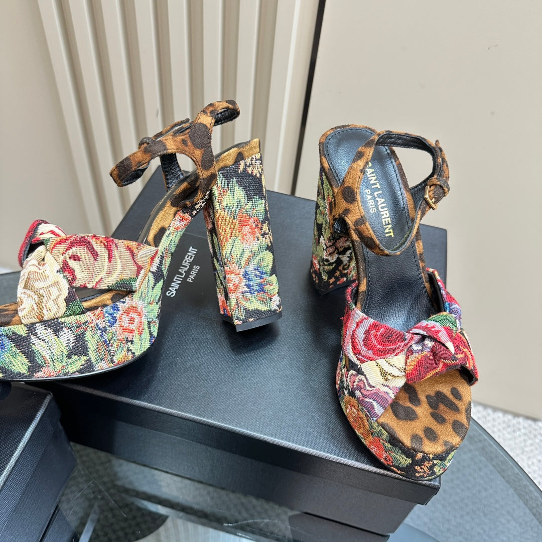 BIANCA PLATFORM SANDALS IN FLOWER PATTERN CANVAS