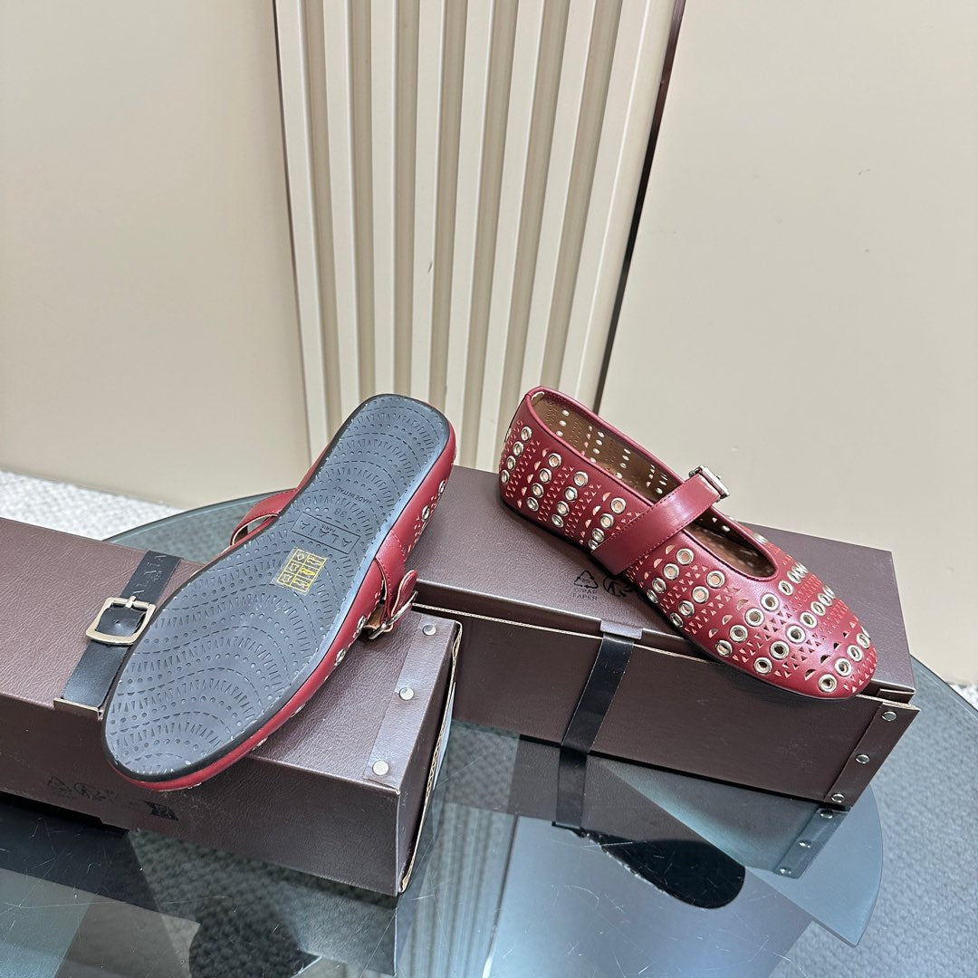 STRASS BALLET FLATS IN RUBY RED CALFSKIN