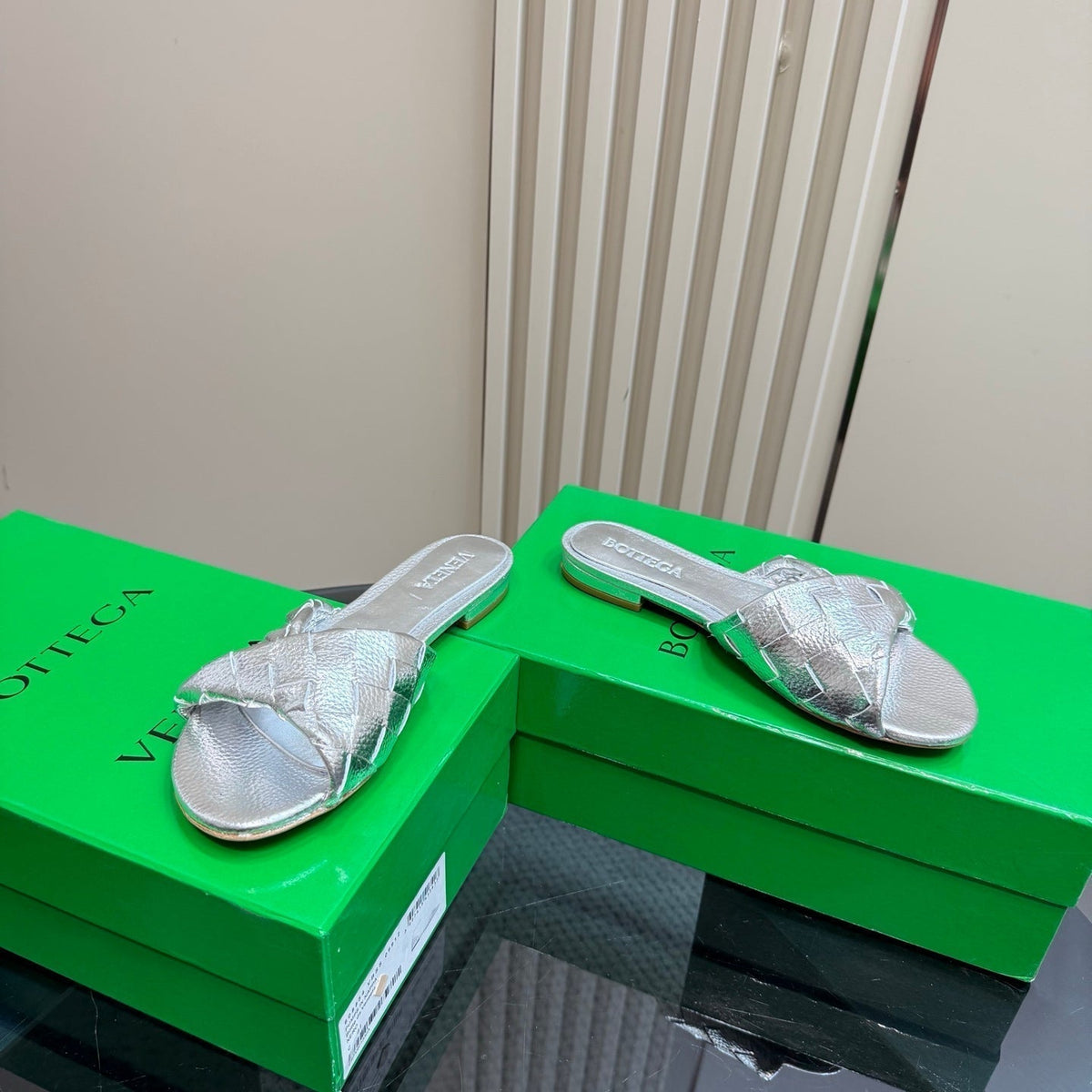 BLINK FLAT MULE IN SILVER INTRECCIATO LEATHER