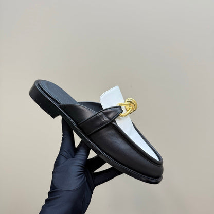ASTAIRE MULE IN WHITE MIX BLACK CALFSKIN WITH GOLD HARDWARE