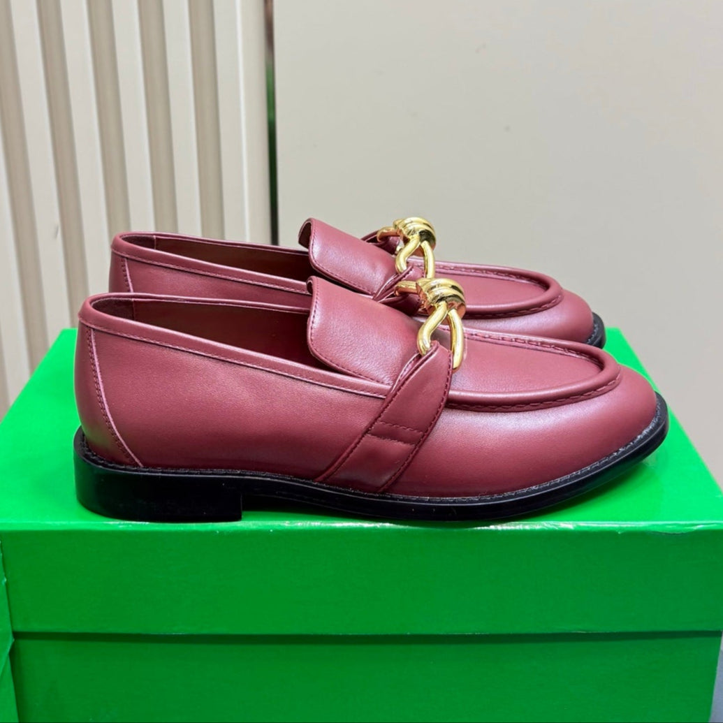 ASTAIRE LOAFER IN BERRY RED CALFSKIN WITH GOLD HARDWARE