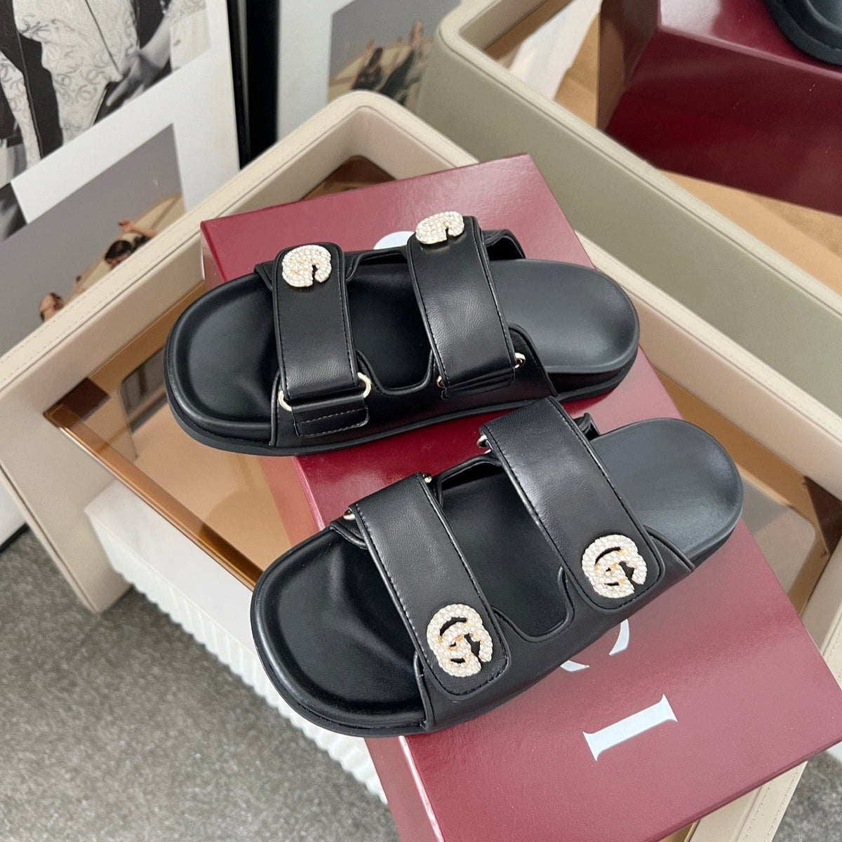 DOUBLE G CRYSTAL FLAT SANDALS IN BLACK SOFT LAMBSKIN