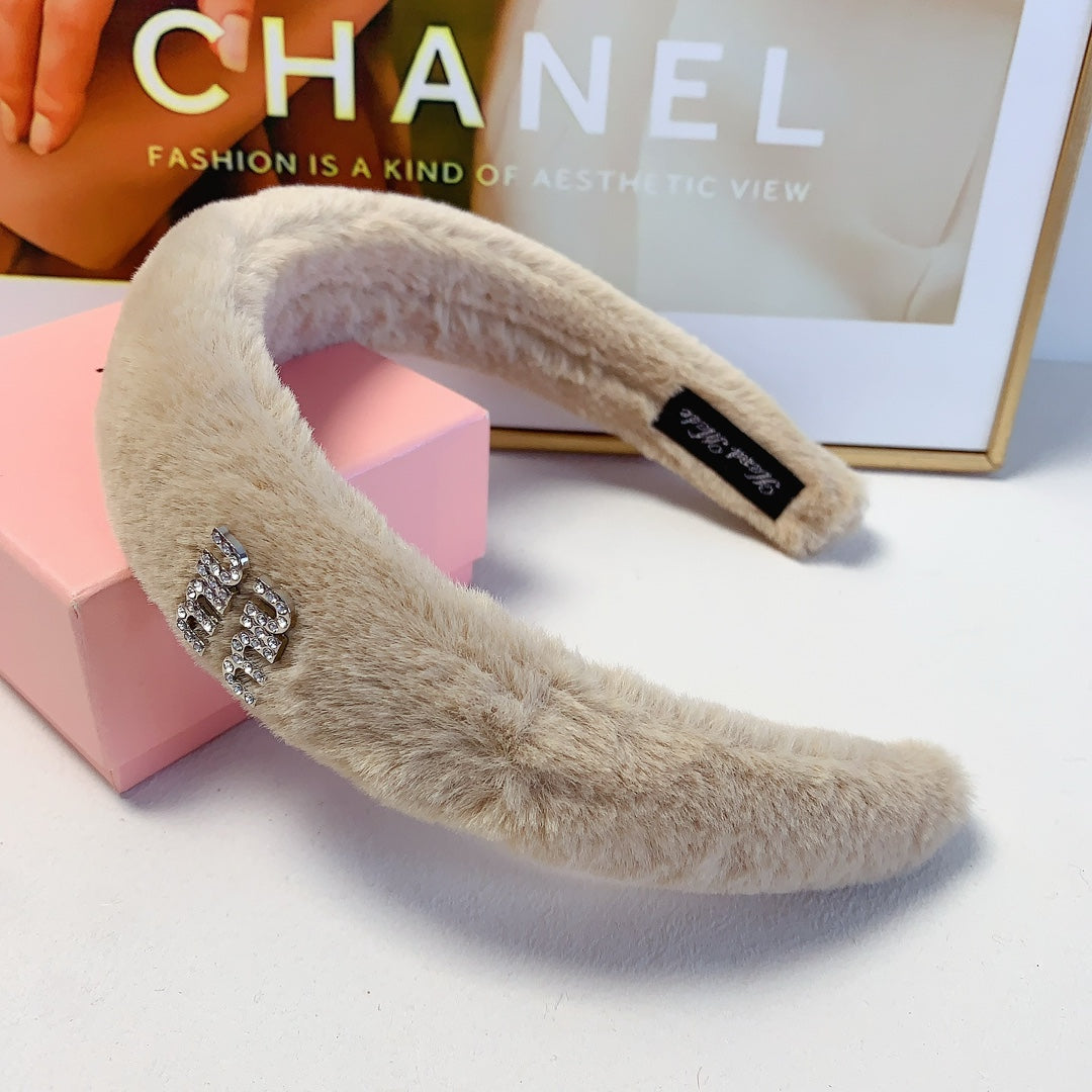 HEAD BAND IN BEIGE RABBIT FUR