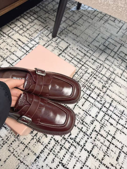 SQUARE TOE OXFORD IN SANGRIA RED SHINY CALFSKIN
