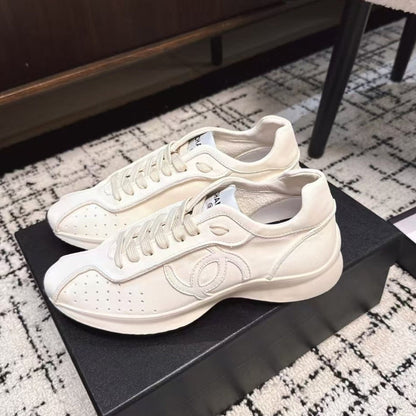 CLASSIC SNEAKERS IN WHITE SHEEPSKIN