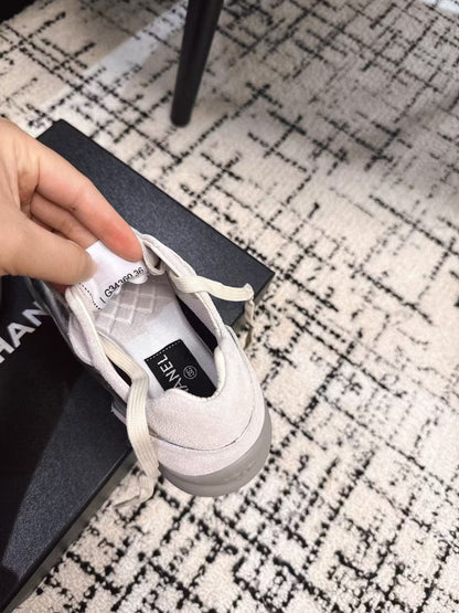 CLASSIC SNEAKERS IN SILVER SHEEPSKIN